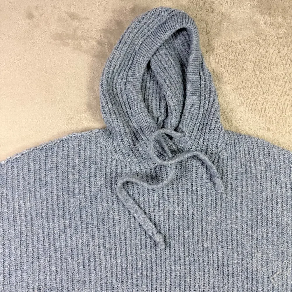 American Eagle Women’s Light Blue Chunky Knit Hooded Sweater Size L Relaxed